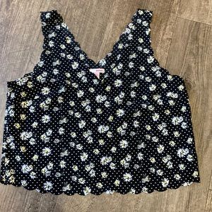 Women’s cropped tank